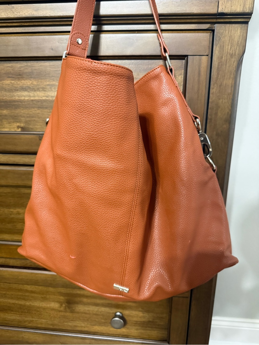 thirty-one Leather Shoulder Bag